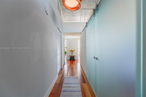 Condominio en alquiler en North Bay Village, Florida, 2 dormitorios № 2055204 - foto 2