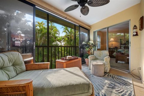 Condo in Cape Coral, Florida, 2 bedrooms  № 1618290 - photo 7