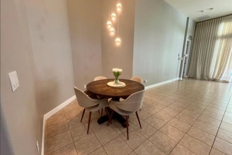 Casa en alquiler en Orlando, Florida, 3 dormitorios, 203.92 m2 № 1903401 - foto 11