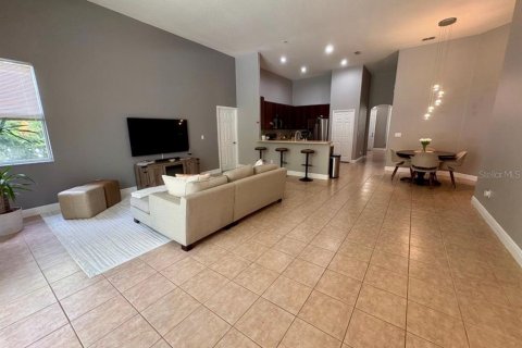 Casa en alquiler en Orlando, Florida, 3 dormitorios, 203.92 m2 № 1903401 - foto 6