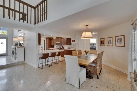 House in Apollo Beach, Florida 4 bedrooms, 301.84 sq.m. № 1644278 - photo 23