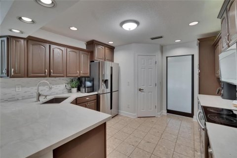 House in Apollo Beach, Florida 4 bedrooms, 301.84 sq.m. № 1644278 - photo 26