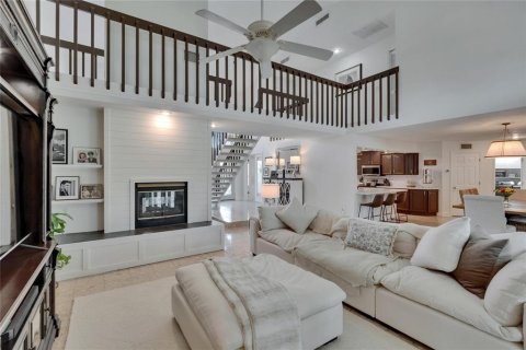 House in Apollo Beach, Florida 4 bedrooms, 301.84 sq.m. № 1644278 - photo 22