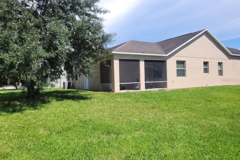 House in Apopka, Florida 3 bedrooms, 177.91 sq.m. № 2306700 - photo 17