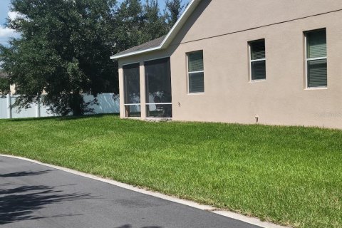 House in Apopka, Florida 3 bedrooms, 177.91 sq.m. № 2306700 - photo 16