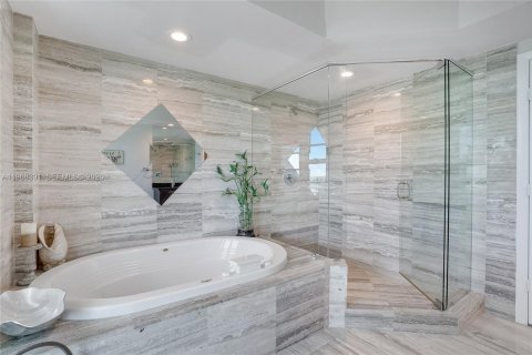 Copropriété à vendre à Fort Lauderdale, Floride: 3 chambres, 286.14 m2 № 2029550 - photo 18