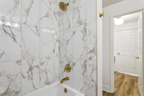 Condo in Tampa, Florida, 1 bedroom  № 1761419 - photo 20