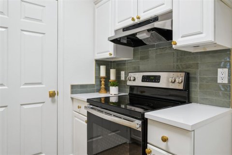 Condo in Tampa, Florida, 1 bedroom  № 1761419 - photo 15