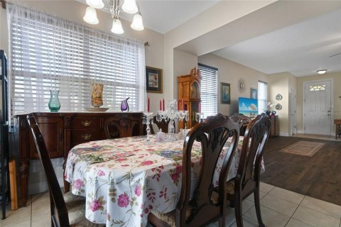 Casa en venta en Kissimmee, Florida, 3 dormitorios, 170.57 m2 № 1808528 - foto 6
