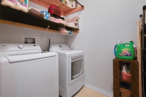 Casa en venta en Kissimmee, Florida, 3 dormitorios, 170.57 m2 № 1808528 - foto 25
