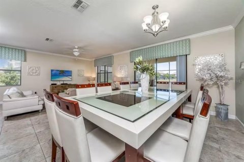 Купить виллу или дом в Дэвенпорт, Флорида 10 комнат, 363.15м2, № 2142948 - фото 2