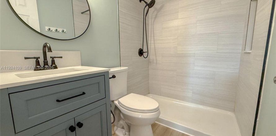 Condo in Dania Beach, Florida, 1 bedroom № 1982208