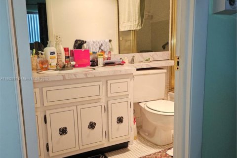 Condo in Lauderdale Lakes, Florida, 2 bedrooms  № 1954153 - photo 14