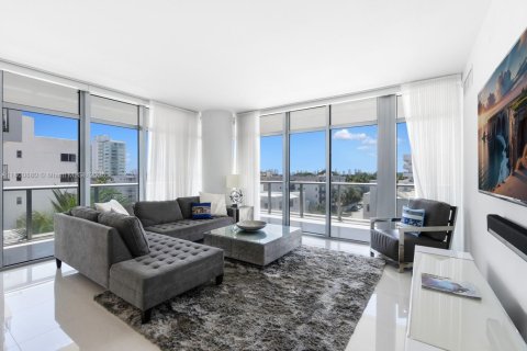 Condominio en venta en Miami Beach, Florida, 2 dormitorios, 150.59 m2 № 1862129 - foto 30