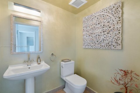 Condominio en venta en Miami Beach, Florida, 2 dormitorios, 150.59 m2 № 1862129 - foto 29