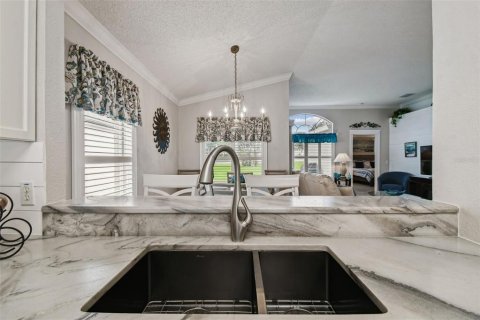 House in Hudson, Florida 3 bedrooms, 147.25 sq.m. № 2230509 - photo 18