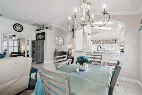 House in Hudson, Florida 3 bedrooms, 147.25 sq.m. № 2230509 - photo 20