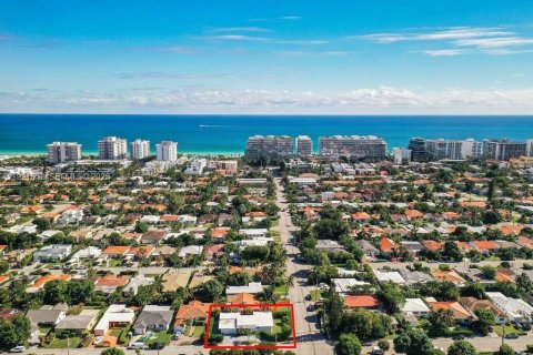 Снять в аренду виллу или дом в Серфсайд, Флорида 5 спален, 155.52м2, № 1975219 - фото 27