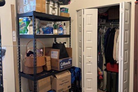 Condominio en venta en Doral, Florida, 2 dormitorios, 89.46 m2 № 1859136 - foto 16