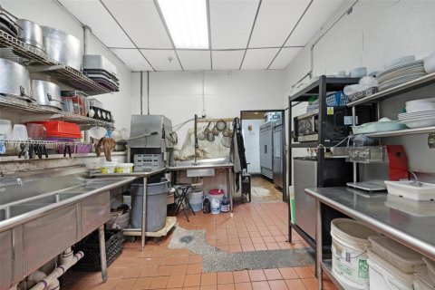 Immobilier commercial à vendre à Tamarac, Floride № 1868386 - photo 29