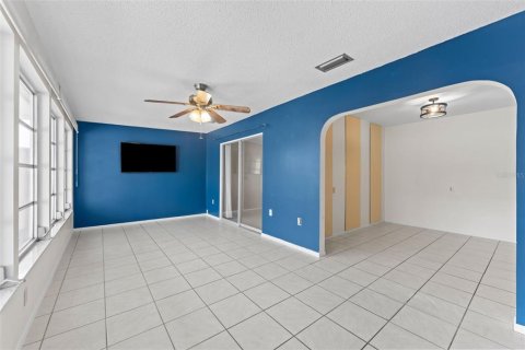 Casa en venta en Sun City Center, Florida, 2 dormitorios, 122.45 m2 № 1886349 - foto 14