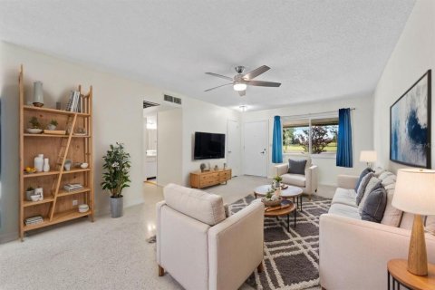 Casa en venta en Sun City Center, Florida, 2 dormitorios, 122.45 m2 № 1886349 - foto 5