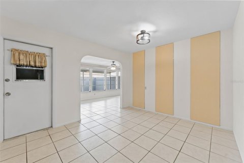Casa en venta en Sun City Center, Florida, 2 dormitorios, 122.45 m2 № 1886349 - foto 9