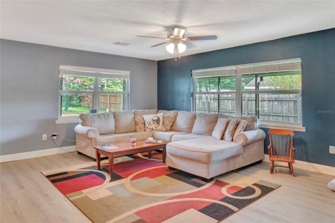 Villa ou maison à vendre à Zellwood, Floride: 4 chambres, 218.51 m2 № 2389379 - photo 24
