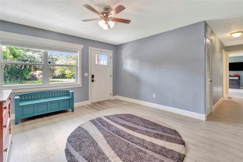 Villa ou maison à vendre à Zellwood, Floride: 4 chambres, 218.51 m2 № 2389379 - photo 12