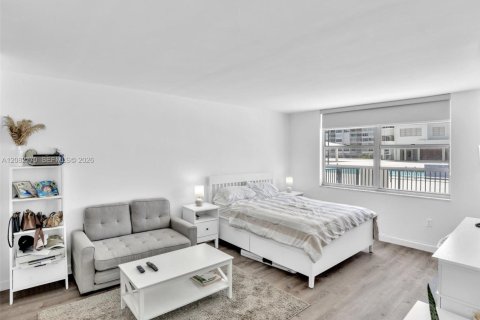 Condominio en venta en Aventura, Florida, 2 dormitorios, 120.77 m2 № 2353743 - foto 16