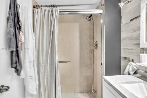 Condominio en venta en Aventura, Florida, 2 dormitorios, 120.77 m2 № 2353743 - foto 25