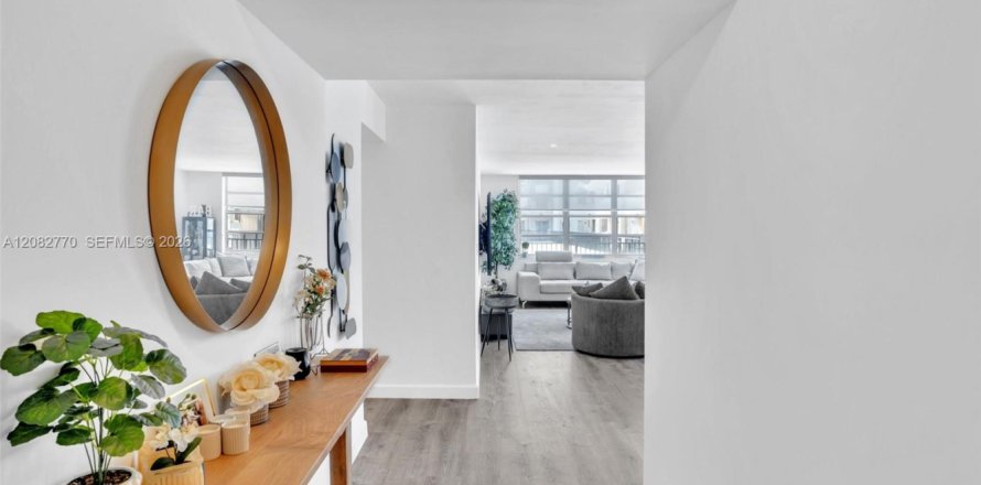 Condominio en Aventura, Florida, 2 dormitorios  № 2353743