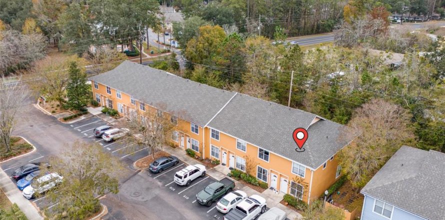 Condominio en Gainesville, Florida, 2 dormitorios № 1716879
