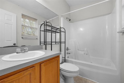 Condominio en venta en Gainesville, Florida, 2 dormitorios, 109.25 m2 № 1716879 - foto 8
