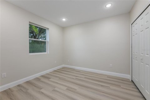 House in DeLand, Florida 4 bedrooms, 218.97 sq.m. № 1652054 - photo 22
