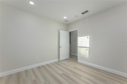 House in DeLand, Florida 4 bedrooms, 218.97 sq.m. № 1652054 - photo 18