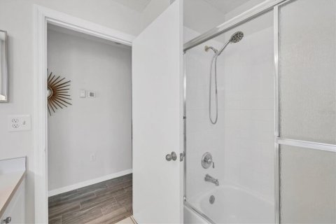 Casa en venta en Sarasota, Florida, 3 dormitorios, 157.56 m2 № 1788266 - foto 25