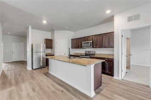 Villa ou maison à vendre à New Smyrna Beach, Floride: 4 chambres, 175.49 m2 № 2431151 - photo 17