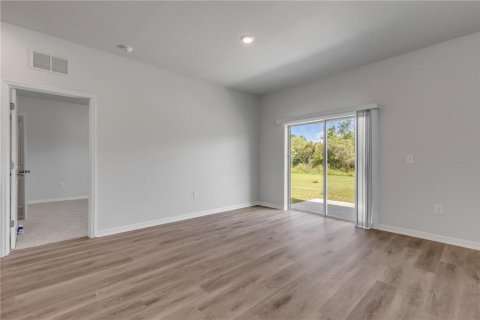 Villa ou maison à vendre à New Smyrna Beach, Floride: 4 chambres, 175.49 m2 № 2431151 - photo 21