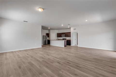 Villa ou maison à vendre à New Smyrna Beach, Floride: 4 chambres, 175.49 m2 № 2431151 - photo 19