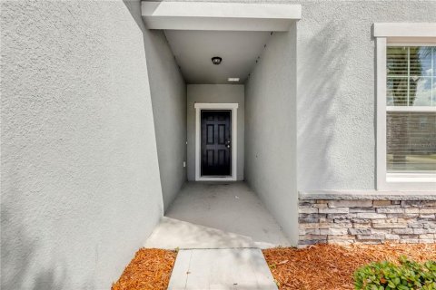 Villa ou maison à vendre à New Smyrna Beach, Floride: 4 chambres, 175.49 m2 № 2431151 - photo 3
