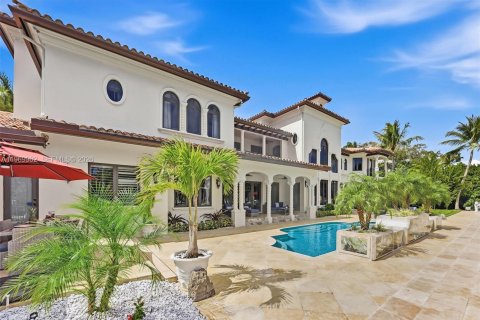 Villa ou maison à louer à Fort Lauderdale, Floride: 6 chambres, 777.13 m2 № 2050154 - photo 13