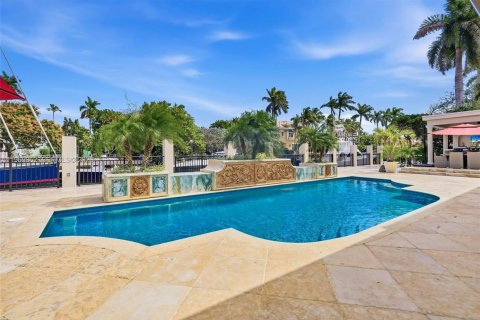 Villa ou maison à louer à Fort Lauderdale, Floride: 6 chambres, 777.13 m2 № 2050154 - photo 18