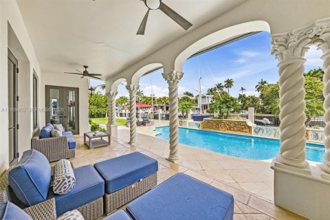 Villa ou maison à louer à Fort Lauderdale, Floride: 6 chambres, 777.13 m2 № 2050154 - photo 11