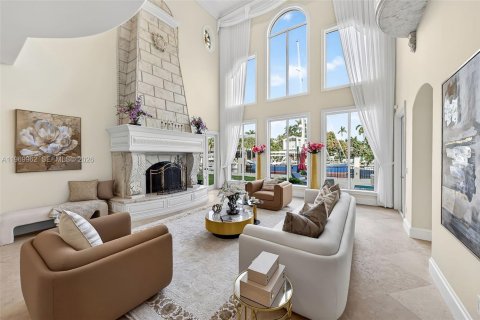 Villa ou maison à louer à Fort Lauderdale, Floride: 6 chambres, 777.13 m2 № 2050154 - photo 22
