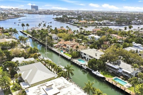 Villa ou maison à louer à Fort Lauderdale, Floride: 6 chambres, 777.13 m2 № 2050154 - photo 4