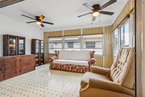 House in Pinellas Park, Florida 2 bedrooms, 104.52 sq.m. № 1202078 - photo 29