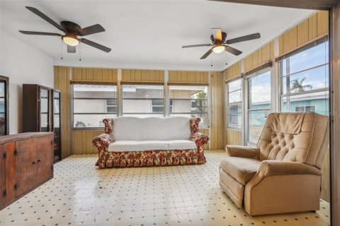 House in Pinellas Park, Florida 2 bedrooms, 104.52 sq.m. № 1202078 - photo 30