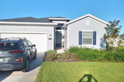 House in Ormond Beach, Florida 4 bedrooms, 188.31 sq.m. № 1821451 - photo 1