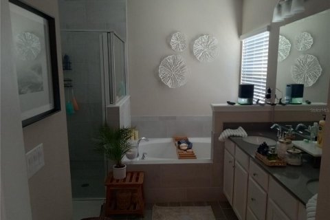 House in Ormond Beach, Florida 4 bedrooms, 188.31 sq.m. № 1821451 - photo 8